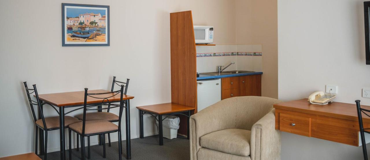 Heritage Cairns Hotel מראה חיצוני תמונה