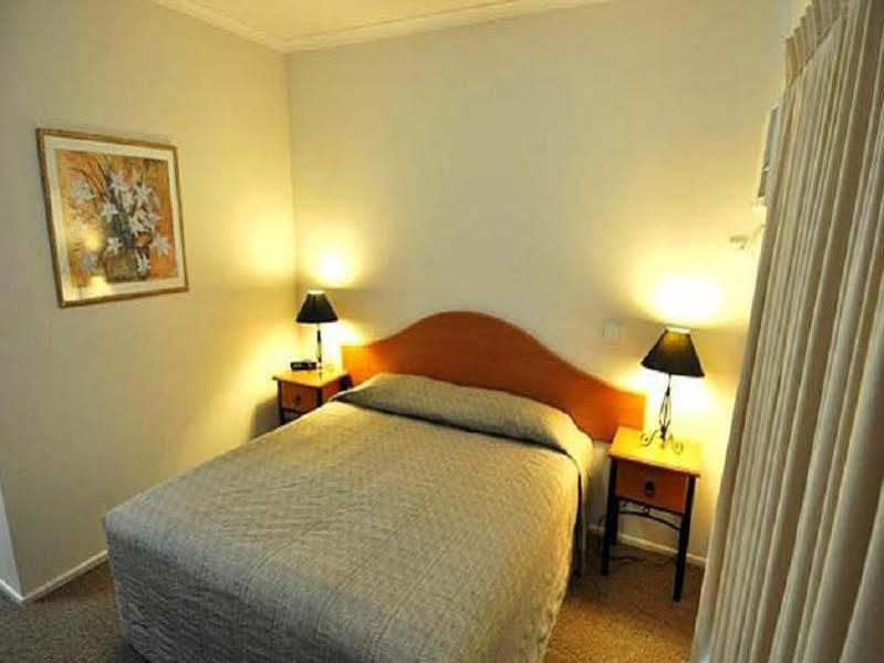 Heritage Cairns Hotel מראה חיצוני תמונה