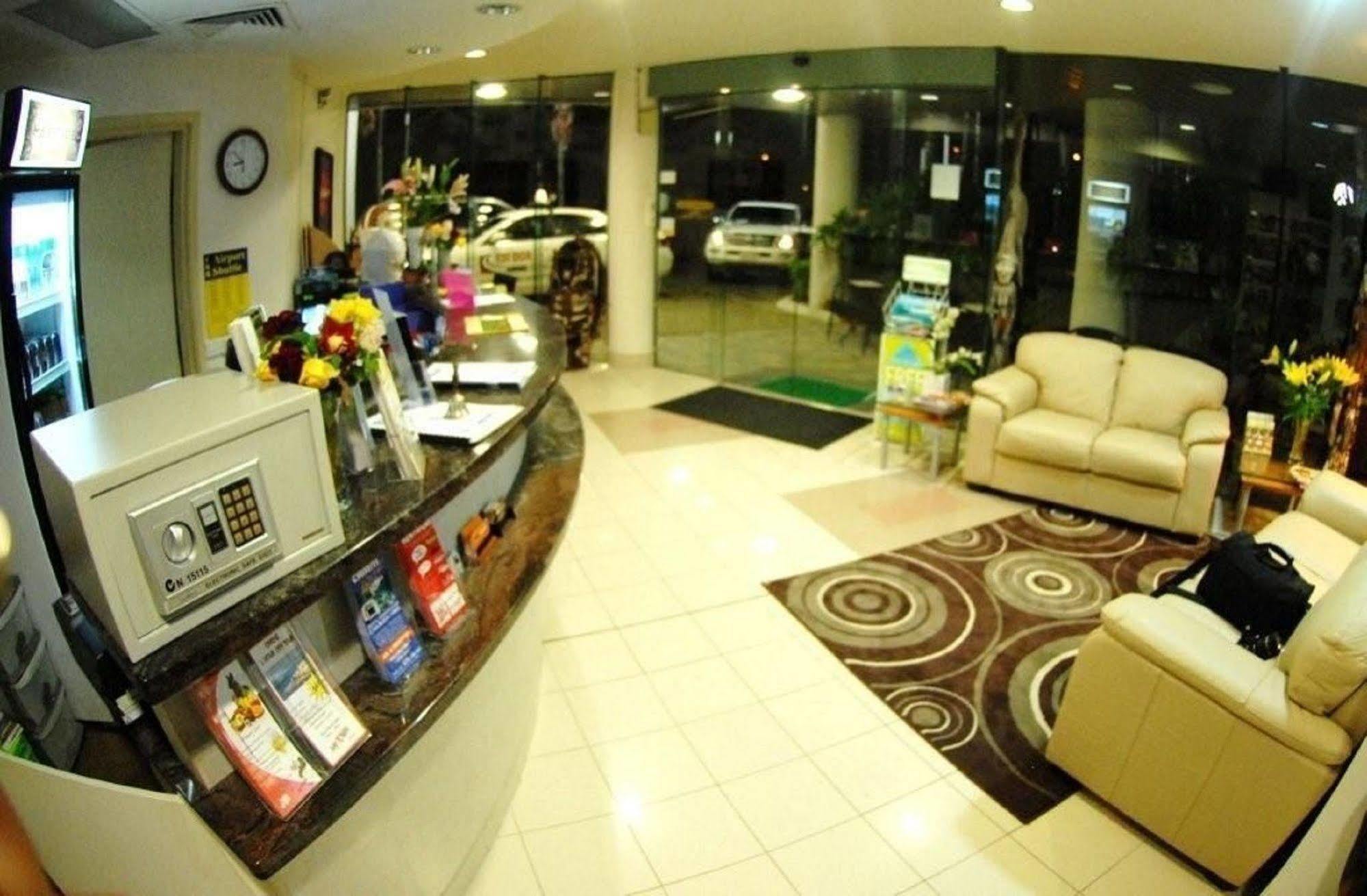 Heritage Cairns Hotel מראה חיצוני תמונה
